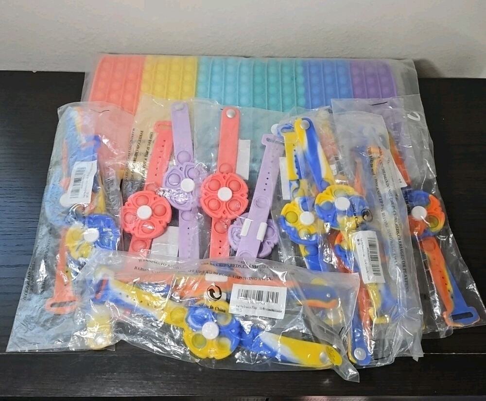 13 Pc Pop Bracelets & 16" Mat Bubble Fidget Sensory Toys
